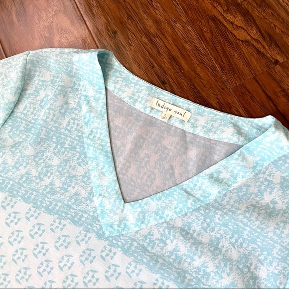 Indigo Soul Sharkbite Sheer Top Sz Large - Picture 4 of 8